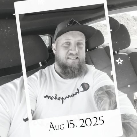 Meet your Posher, Daniel - Picture 1 of 1